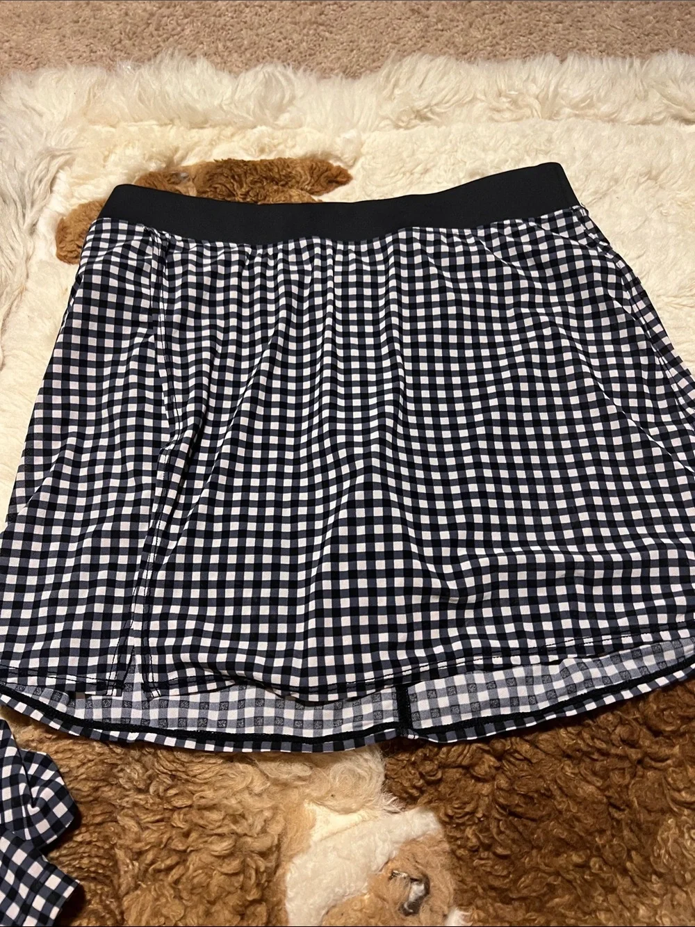NWOT ALO MESH GINGHAM CROPPED LONG SLEEVE & MESH GINGHAM SKIRT (SET)